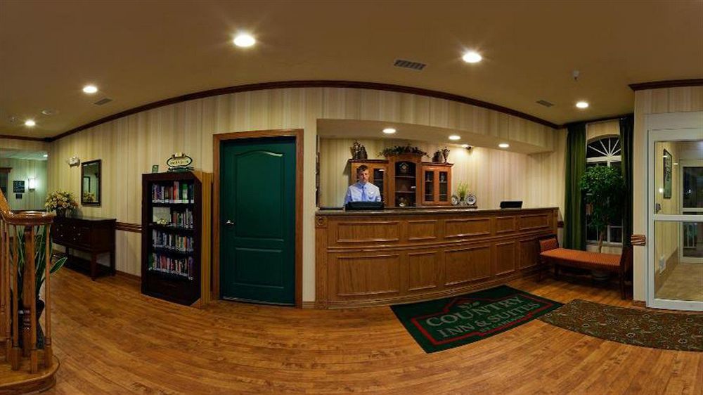 Country Inn & Suites By Radisson, Valparaiso, In Extérieur photo